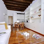 Beautiful Apartment In Campo De Fiori