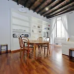 Beautiful Apartment In Campo De Fiori