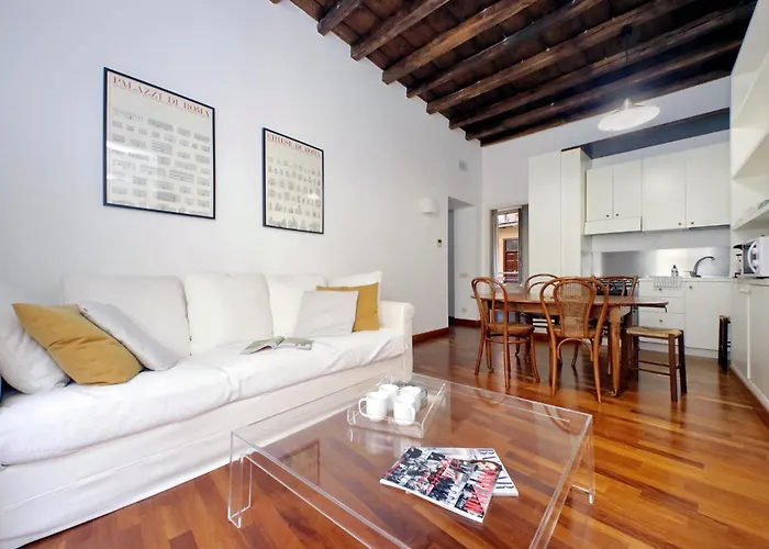 Beautiful Apartment In Campo De Fiori
