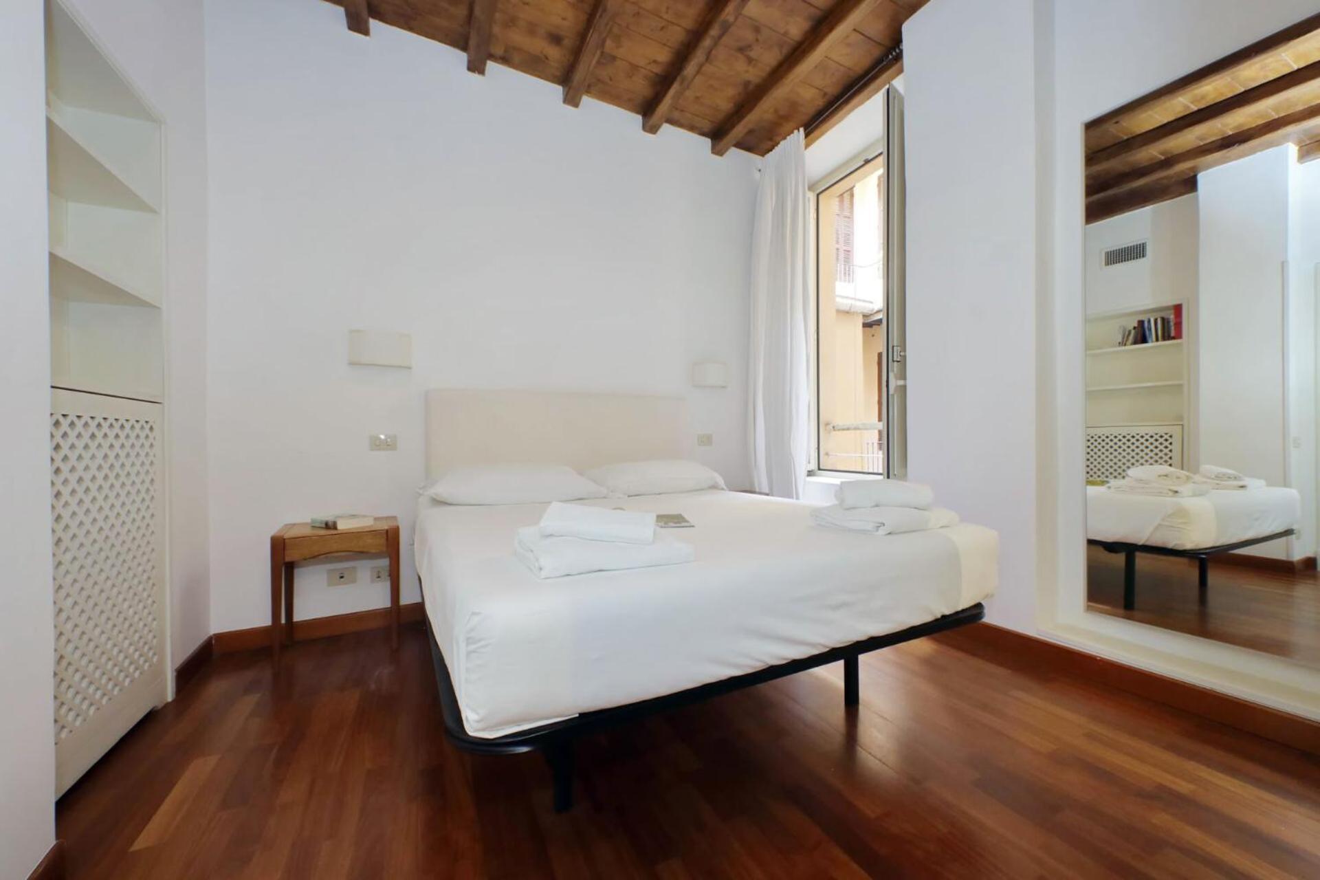 Apartment Beautiful In Campo De Fiori
