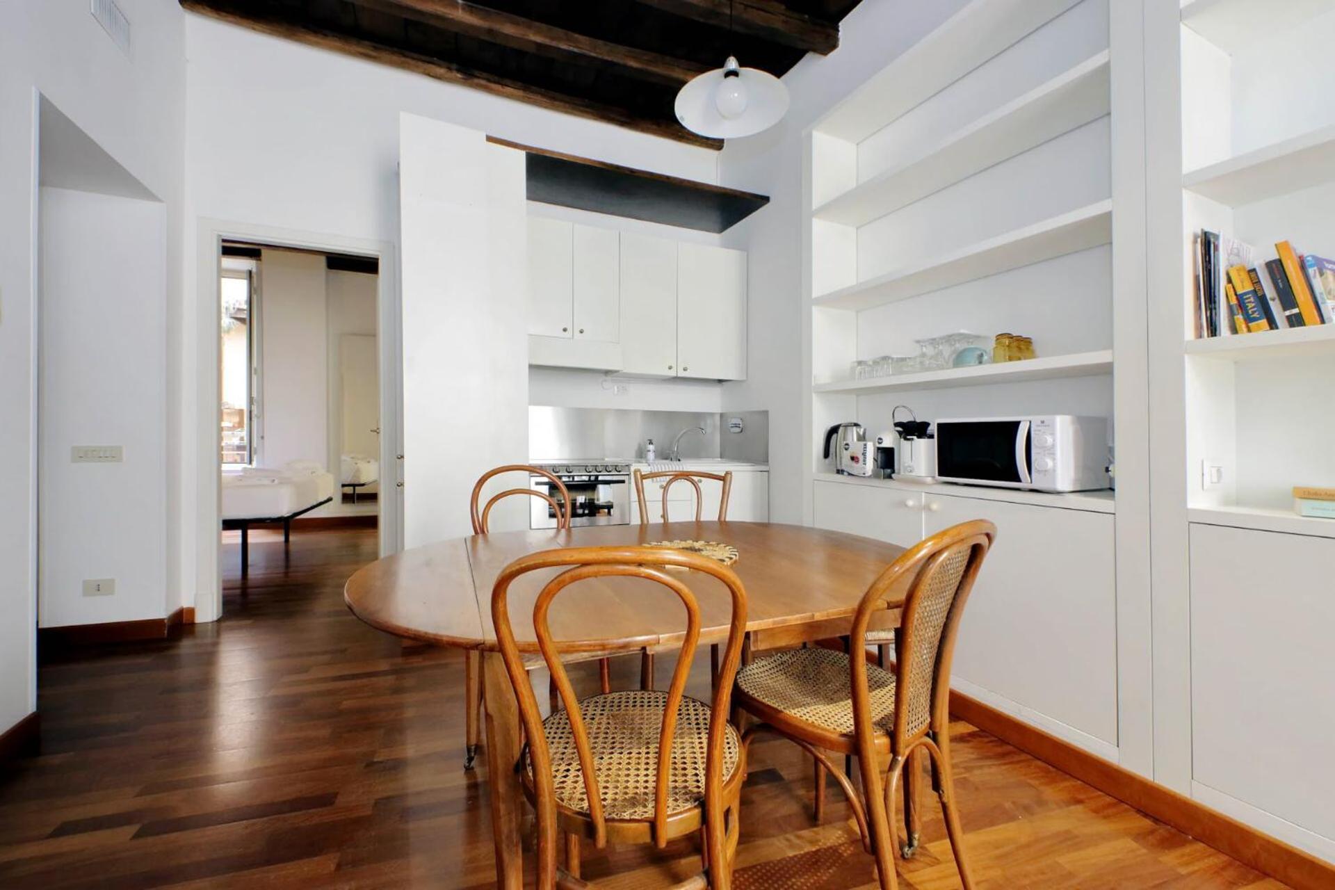 Apartment Beautiful In Campo De Fiori